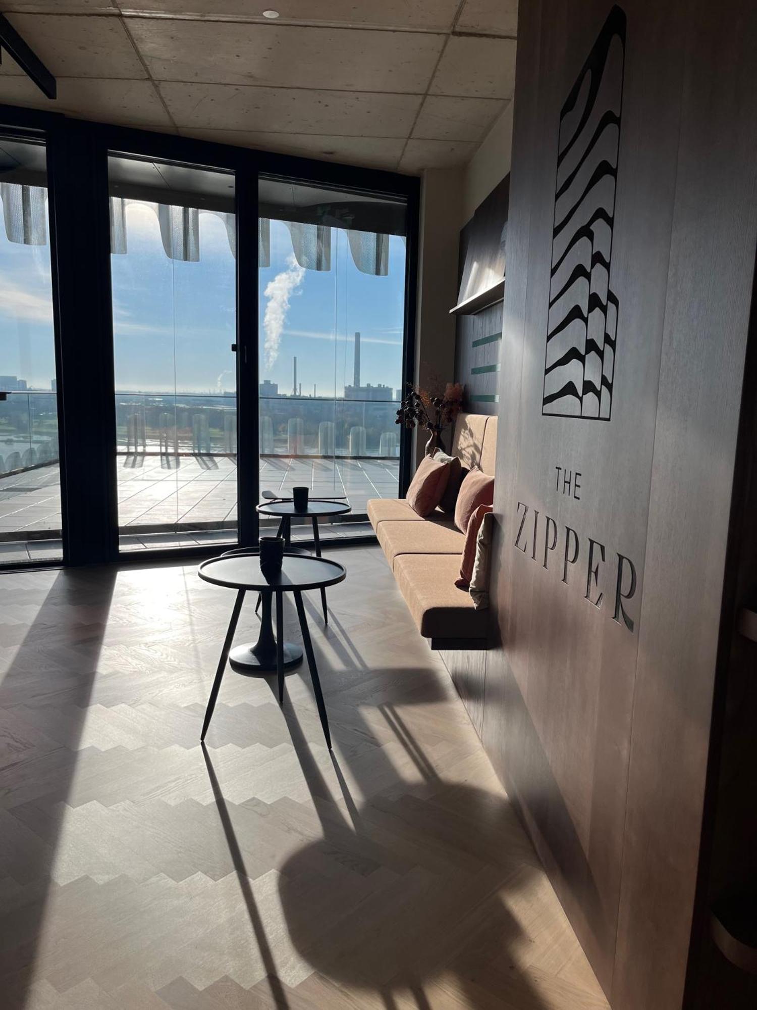 The Zipper Hotel Und Apartments Dusseldorf Exterior photo